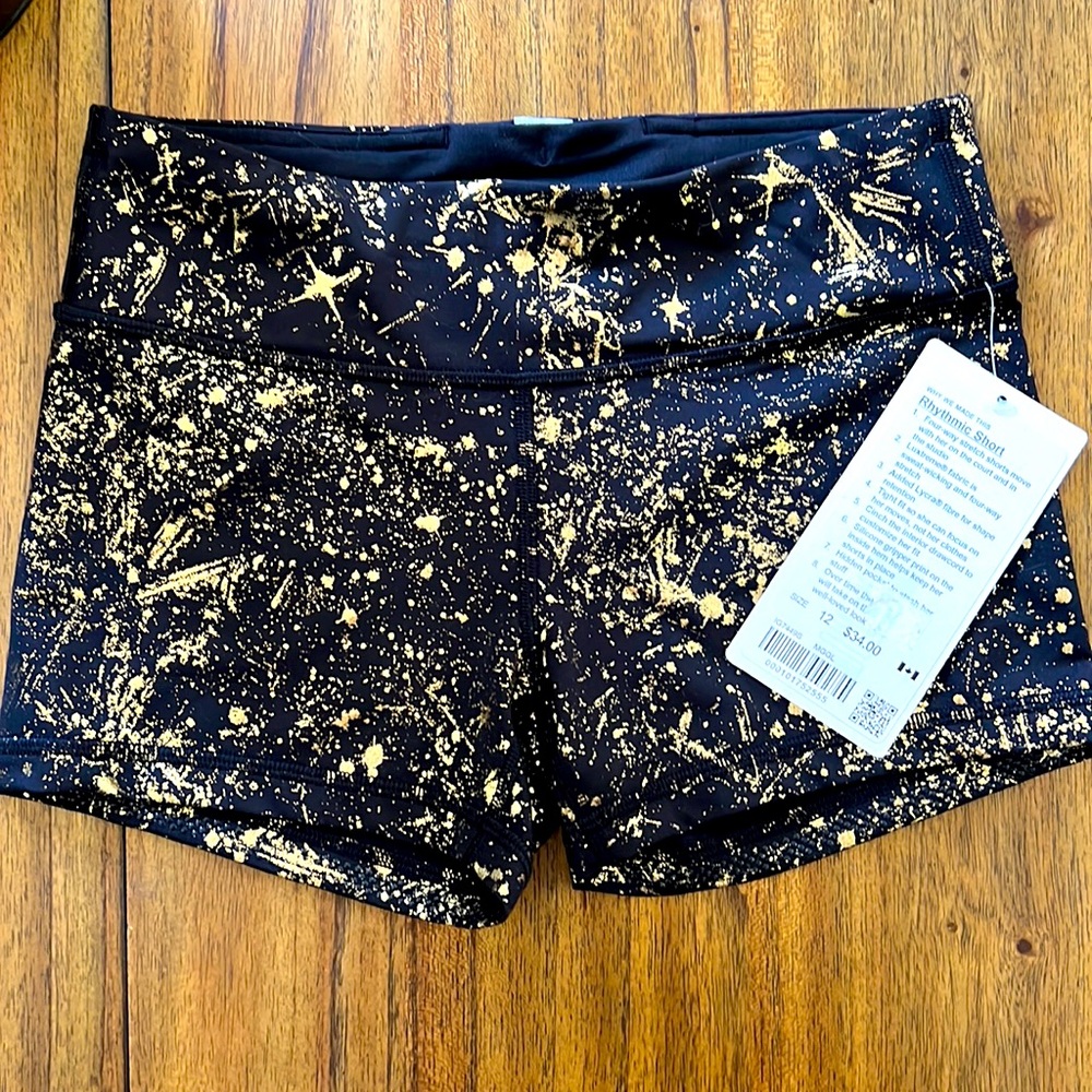 New Ivivva by Lululemon Rhythmic Short girls size 12
